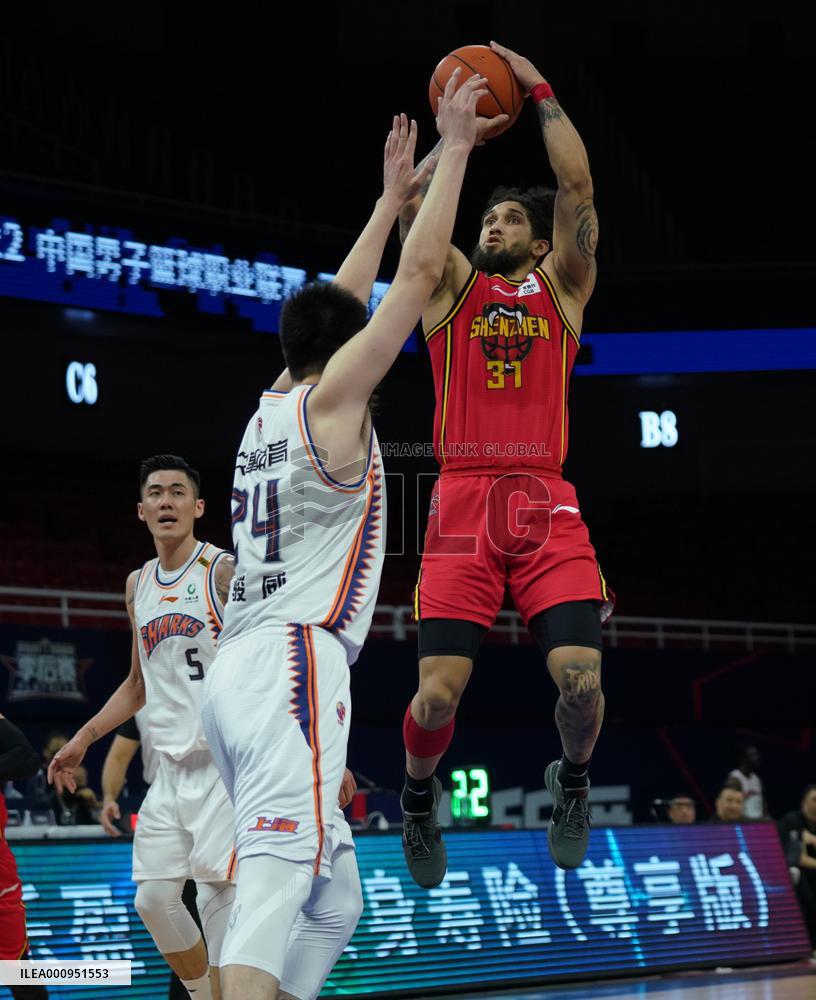(SP)CHINA-NANCHANG-BASKETBALL-CBA LEAGUE-SHANGHAI VS SHENZHEN (CN)