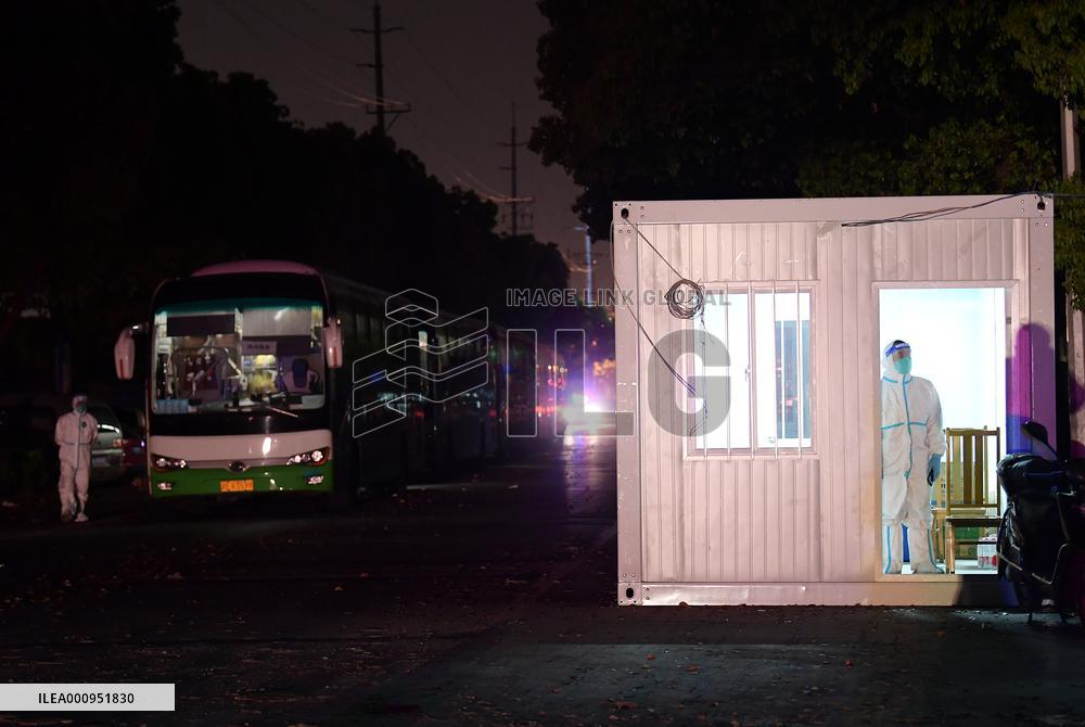 CHINA-SHANGHAI-MAKESHIFT HOSPITAL-OPERATION (CN)