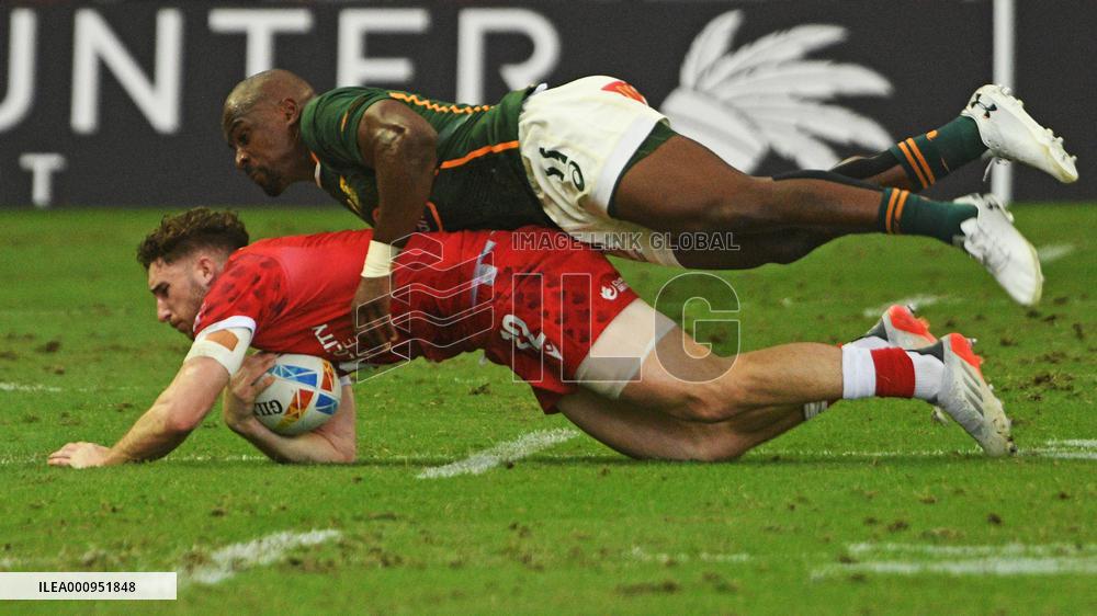 (SP)SINGAPORE-RUGBY-WORLD SEVENS SERIES-RSA VS CAN