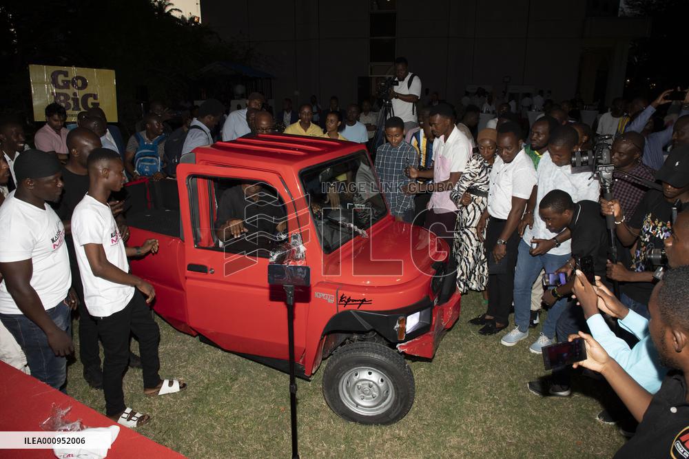 TANZANIA-DAR ES SALAAM-CARTOONIST-CUM-RADIO PRESENTER-ELECTRIC CAR-MAKING