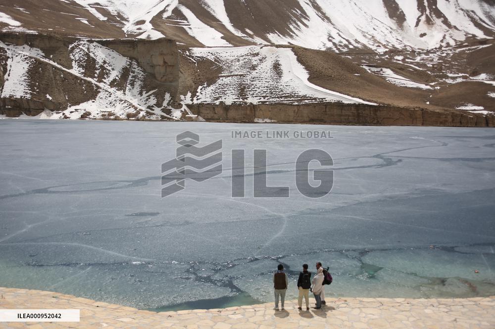 AFGHANISTAN-BAMIYAN-BAND-E-AMIR-TOURISM