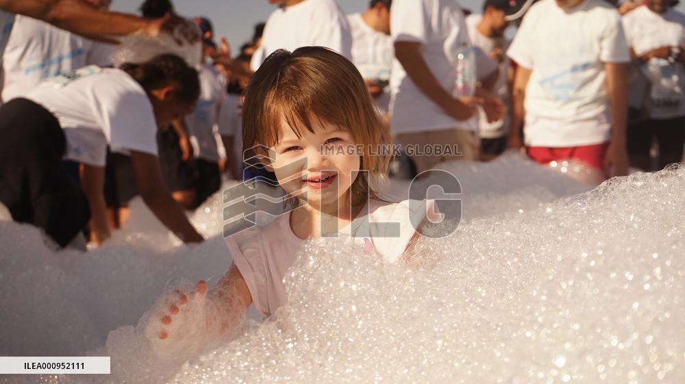 U.S.-CALIFORNIA-POMONA-BUBBLE RUN