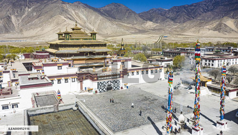 Xinhua Headlines: Tibetan relics show solid bonds between plateau and plains