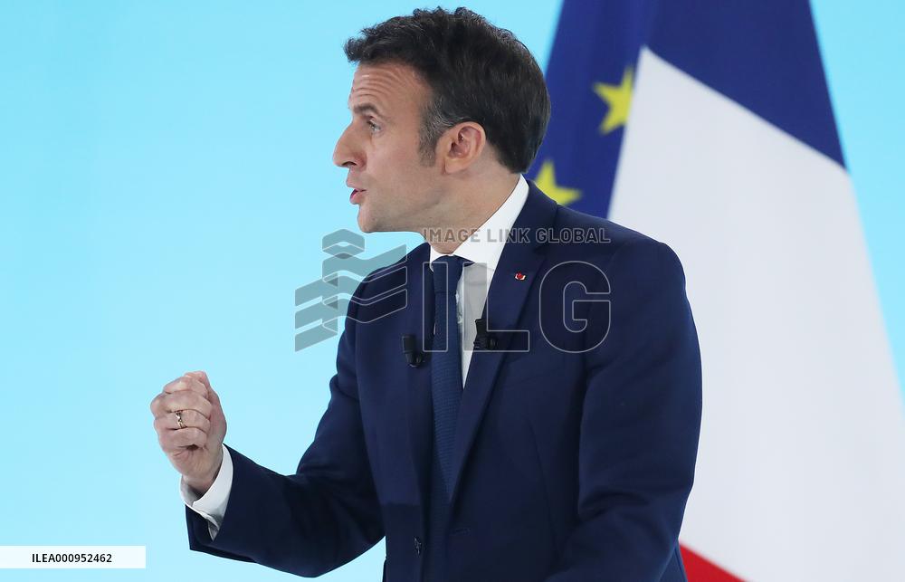 FRANCE-PARIS-PRESIDENTIAL ELECTION-MACRON-FIRST ROUND