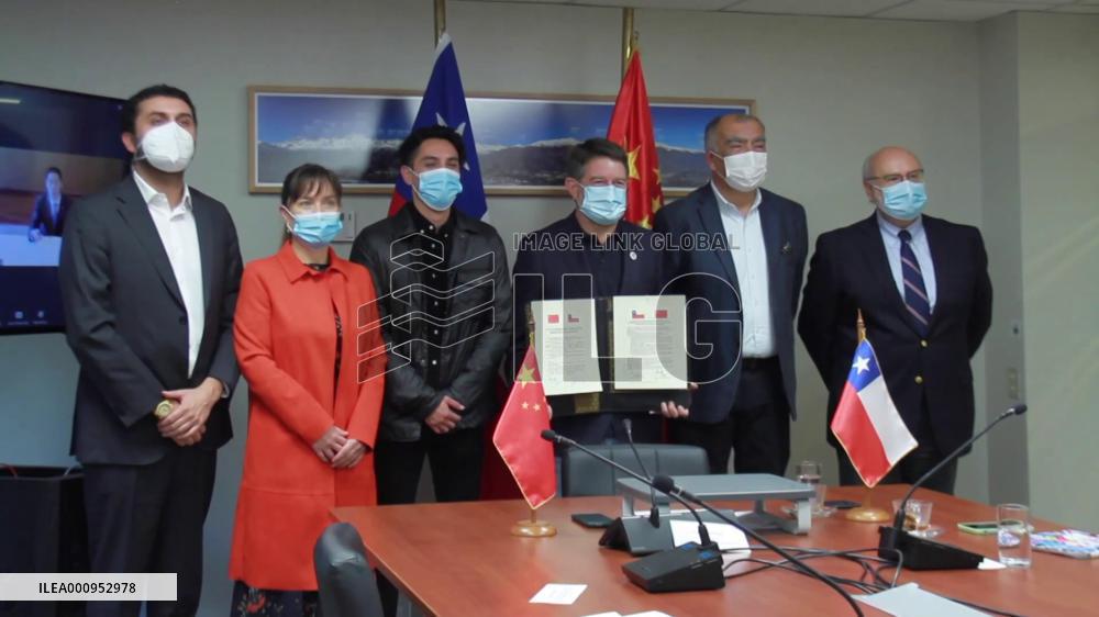Chile's Santiago, China's Xiamen sign cooperative agreement