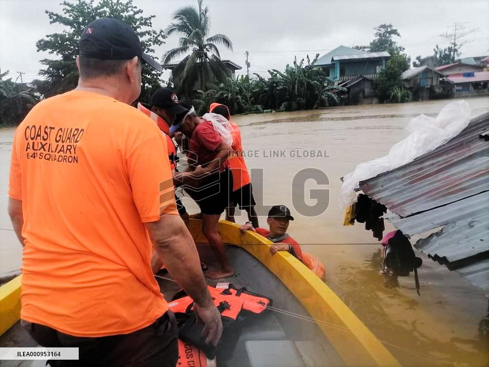 PHILIPPINES-CAPIZ-STORM MEGI-FLOOD