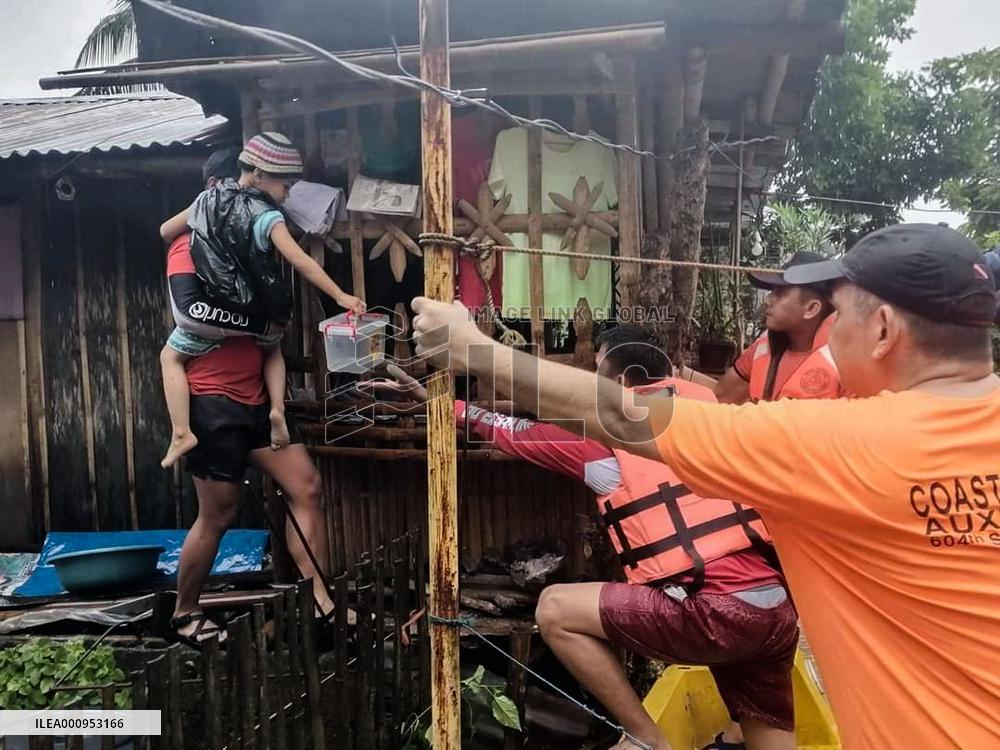 PHILIPPINES-CAPIZ-STORM MEGI-FLOOD