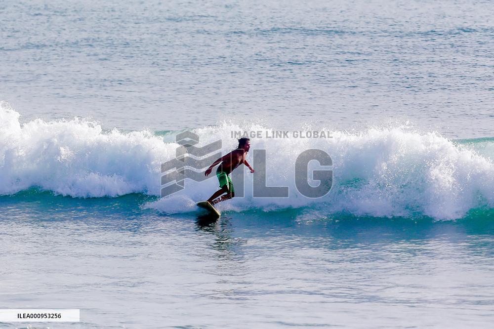 PHILIPPINES-TOURISM-COVID-19-PROTOCOL-EASE