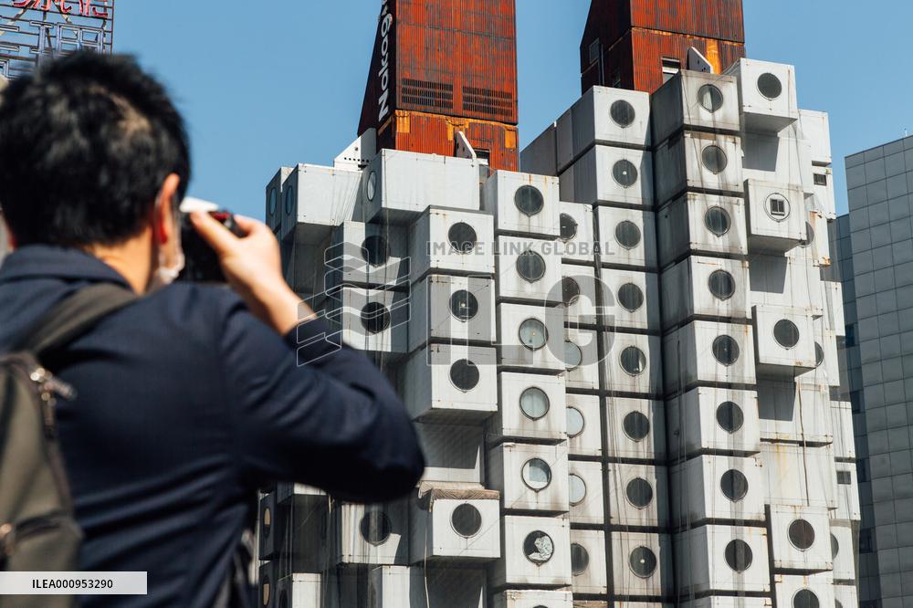 JAPAN-TOKYO-ARCHITECTURE-DEMOLITION