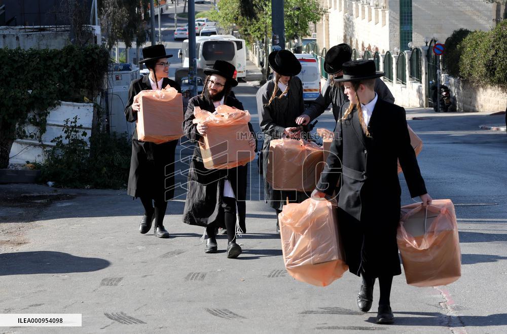 MIDEAST-JERUSALEM-PASSOVER-PREPARATION