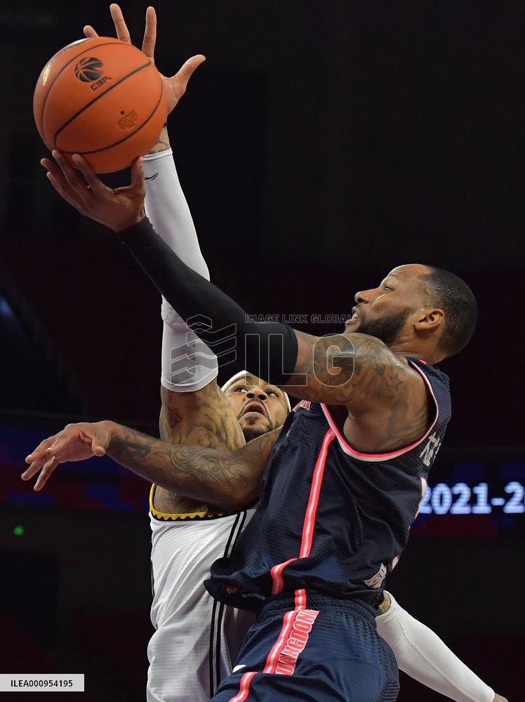 (SP)CHINA-NANCHANG-BASKETBALL-CBA LEAGUE-GUANGDONG VS LIAONING(CN)