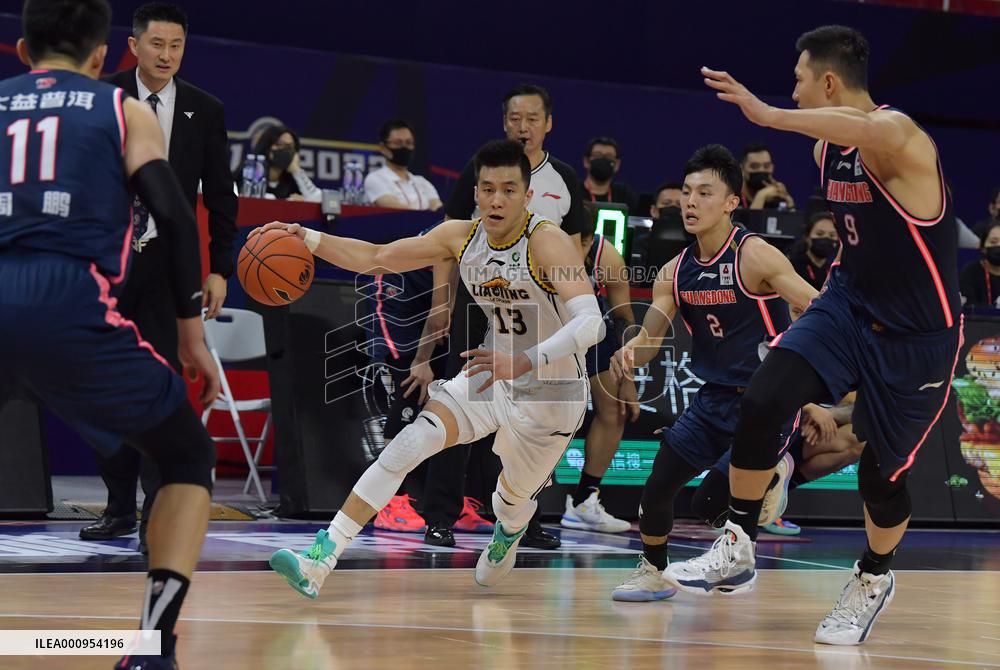 (SP)CHINA-NANCHANG-BASKETBALL-CBA LEAGUE-GUANGDONG VS LIAONING(CN)