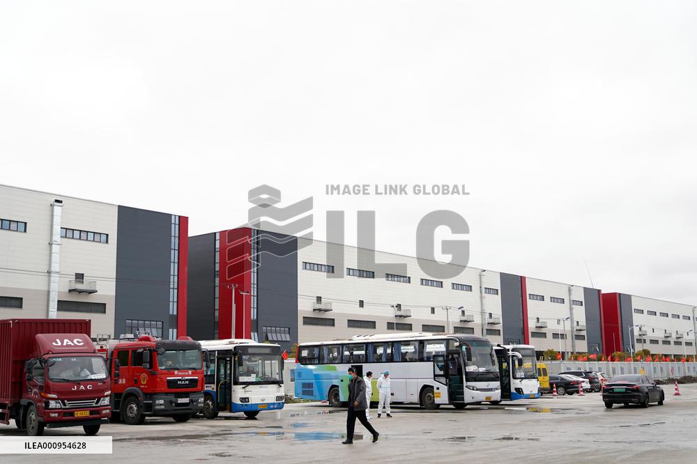 CHINA-SHANGHAI-MAKESHIFT HOSPITAL (CN)