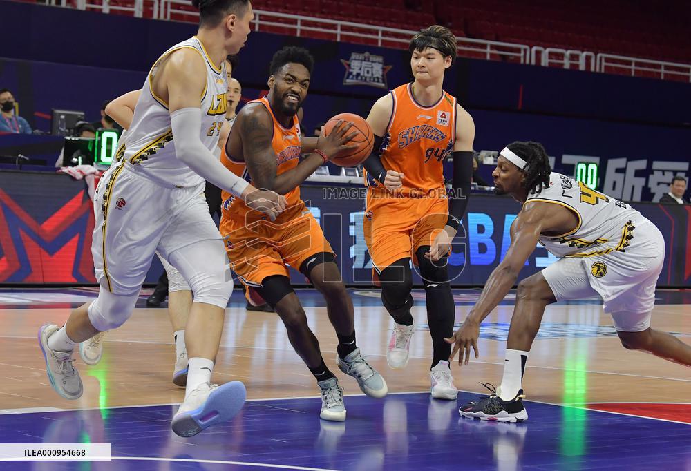 (SP)CHINA-NANCHANG-BASKETBALL-CBA LEAGUE-ZHEJIANG LIONS VS SHANGHAI SHARKS (CN)