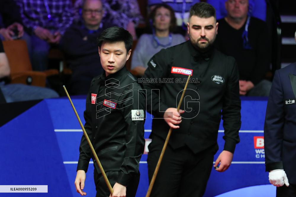 (SP)BRITAIN-SHEFFIELD-SNOOKER-WORLD CHAMPIONSHIP-ROUND 1