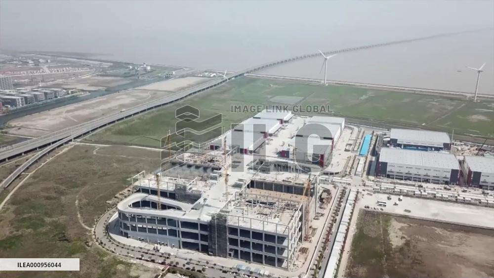 Vlog: What's life like at Shanghai's Lingang makeshift hospital