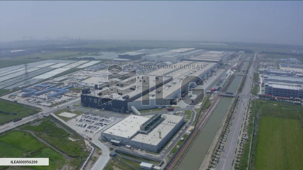 Tesla's Shanghai factory resumes production