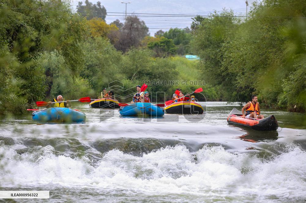 ISRAEL-KIRYAT SHEMONA-RAFTING