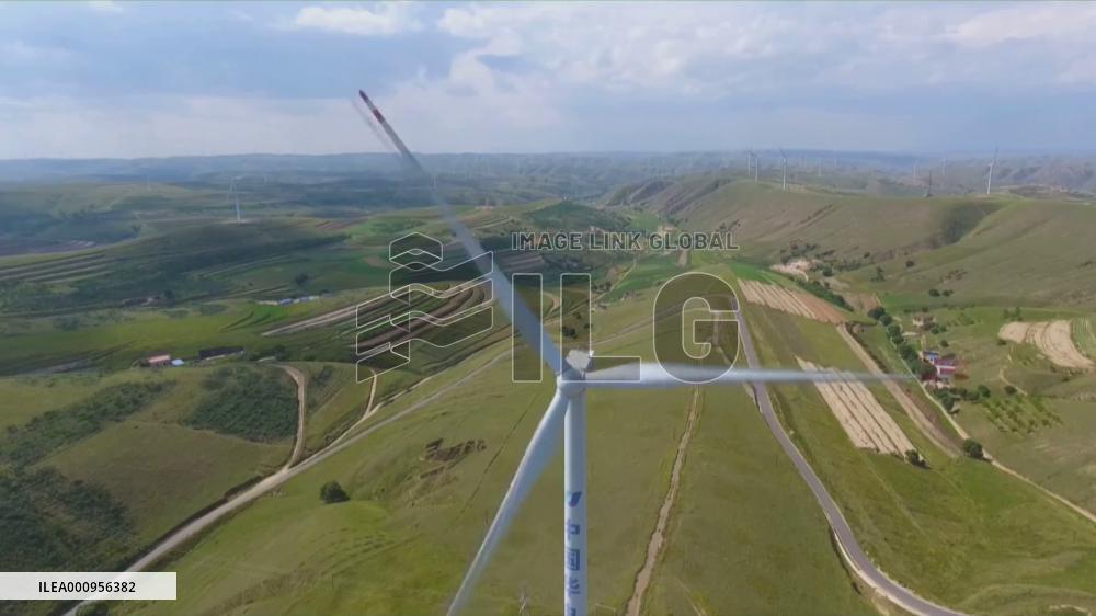 Clean energy promotes low-carbon development on China's Loess Plateau