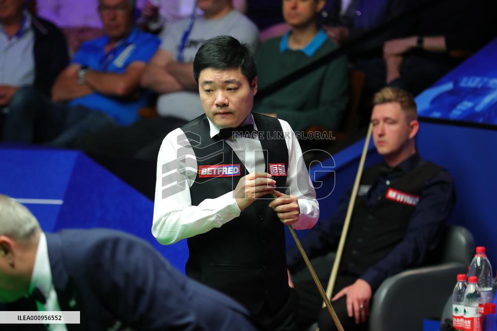 (SP)BRITAIN-SHEFFIELD-SNOOKER-WORLD CHAMPIONSHIP-ROUND 1