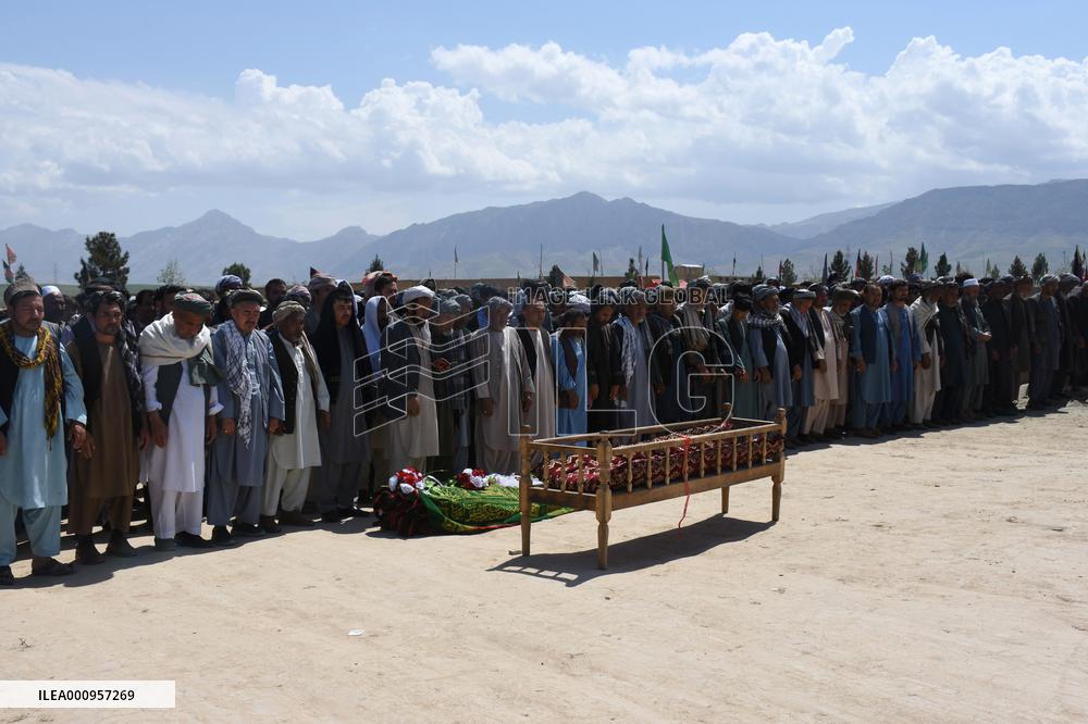 AFGHANISTAN-MAZAR-I-SHARIF-BLAST-VICTIMS-FUNERAL