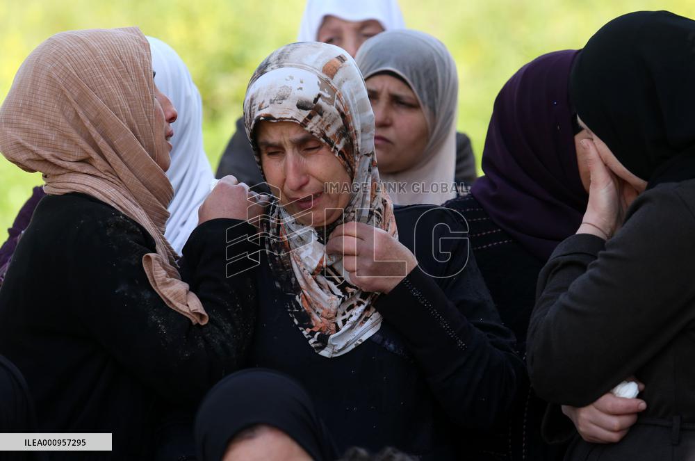 MIDEAST-JENIN-CLASHES-PALESTINIAN MAN-FUNERAL