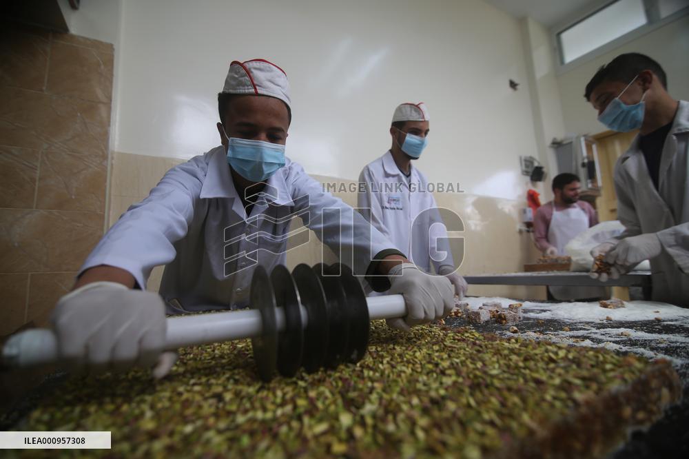 MIDEAST-GAZA-RAFAH-TURKISH SWEET