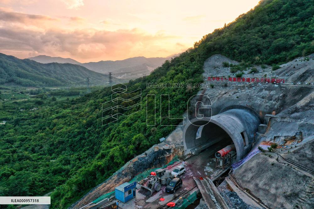 CHINA-GUANGDONG-RAILWAY-CONSTRUCTION (CN)