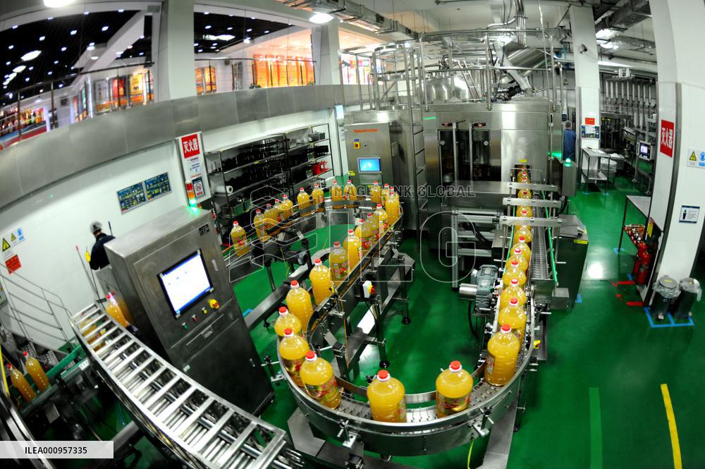 CHINA-SHANGHAI-ENTERPRISES-PRODUCTION-RESUMPTION (CN)