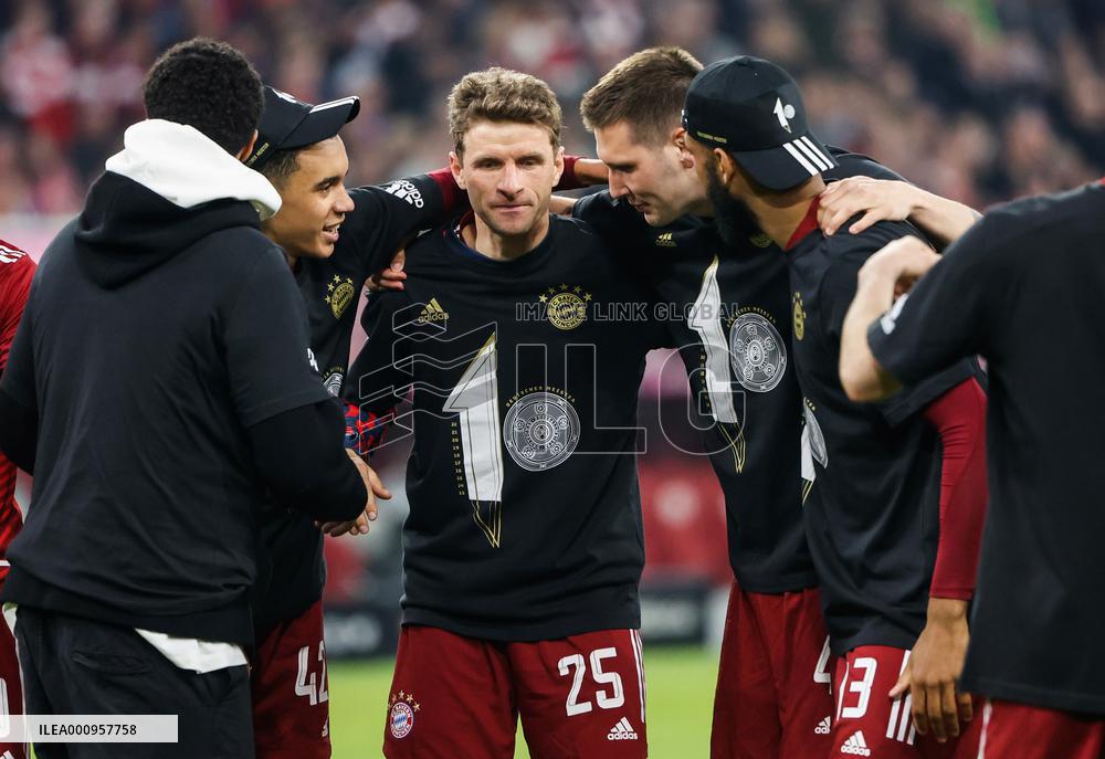 (SP)GERMANY-MUNICH-FOOTBALL-BUNDESLIGA-BAYERN MUNICH VS DORTMUND