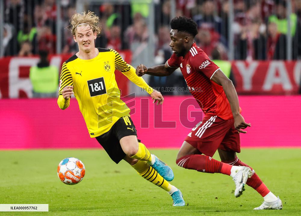 (SP)GERMANY-MUNICH-FOOTBALL-BUNDESLIGA-BAYERN MUNICH VS DORTMUND