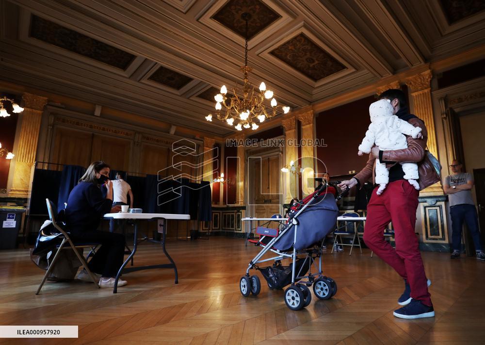 FRANCE-PRESIDENTIAL ELECTIONS-SECOND ROUND-VOTE