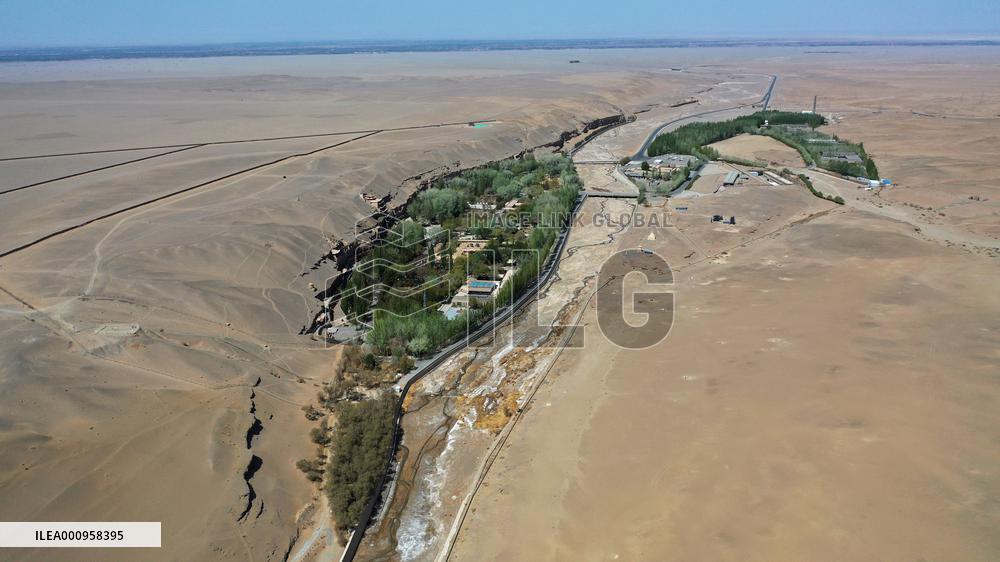 (SkyEye)CHINA-GANSU-MOGAO GROTTOES-AERIAL VIEW (CN)