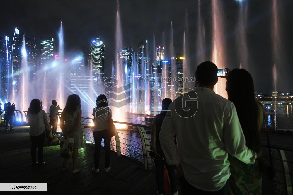 SINGAPORE-LIGHT AND WATER SHOW