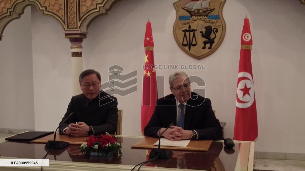 China, Tunisia sign new agreements on health care cooperation