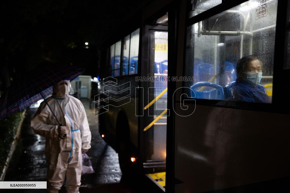 CHINA-SHANGHAI-BEICAI-WORKERS (CN)