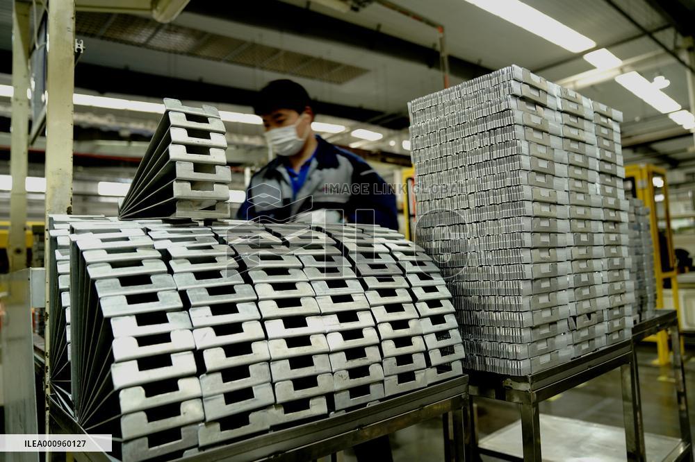 CHINA-SHANGHAI-AUTO MAKING-INDUSTRY-RESUMPTION (CN)