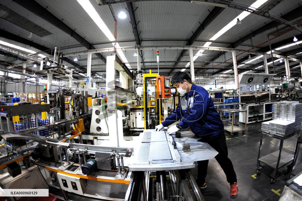 CHINA-SHANGHAI-AUTO MAKING-INDUSTRY-RESUMPTION (CN)