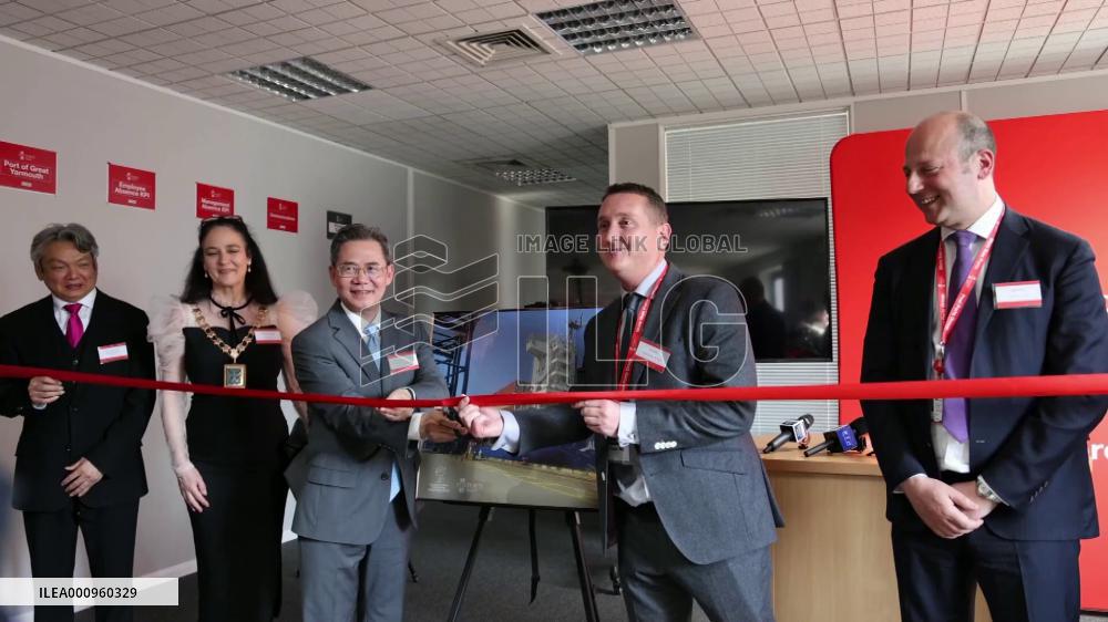 Direct shipping service helps promote trade between China, UK
