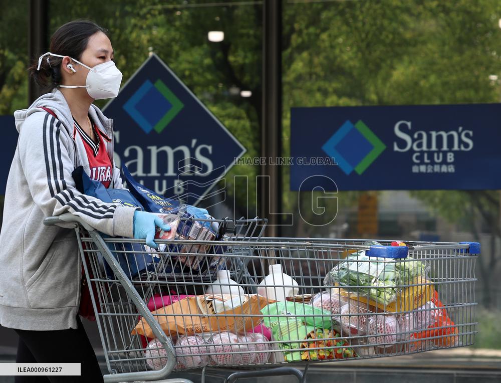 CHINA-SHANGHAI-SUPERMARKETS (CN)