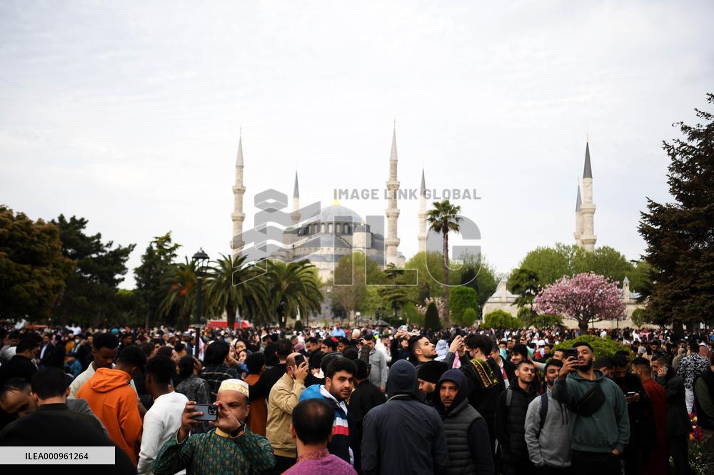 TURKEY-ISTANBUL-EID AL-FITR