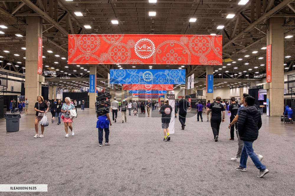 U.S.-TEXAS-DALLAS-2022 VEX ROBOTICS WORLD CHAMPIONSHIP