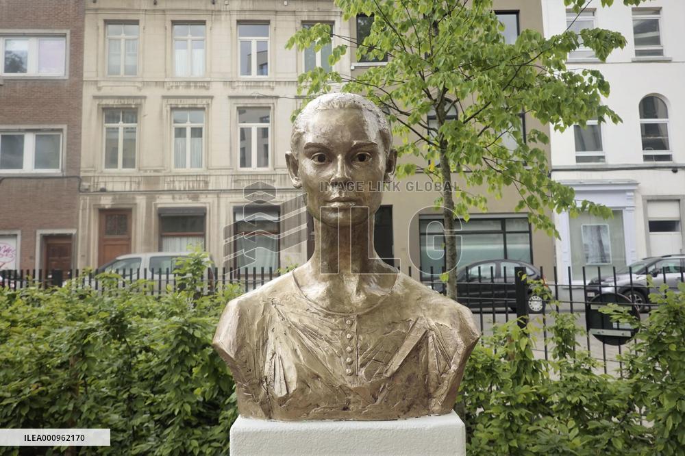 Audrey Hepburn statue in Brussels