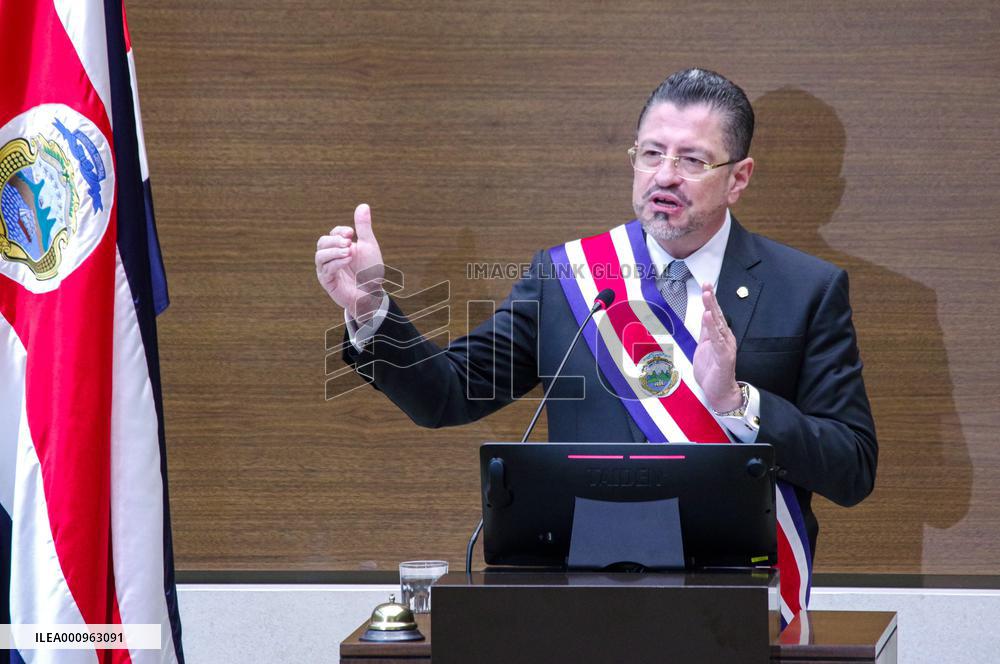 COSTA RICA-PRESIDENT-SWEARING-IN