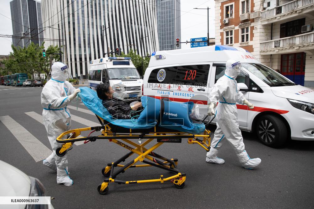 CHINA-SHANGHAI-MEDICAL TEAM-COVID-19-AID (CN)