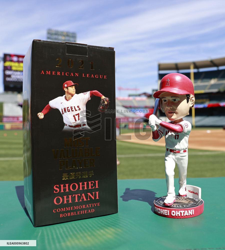Baseball: Ohtani MVP bobblehead
