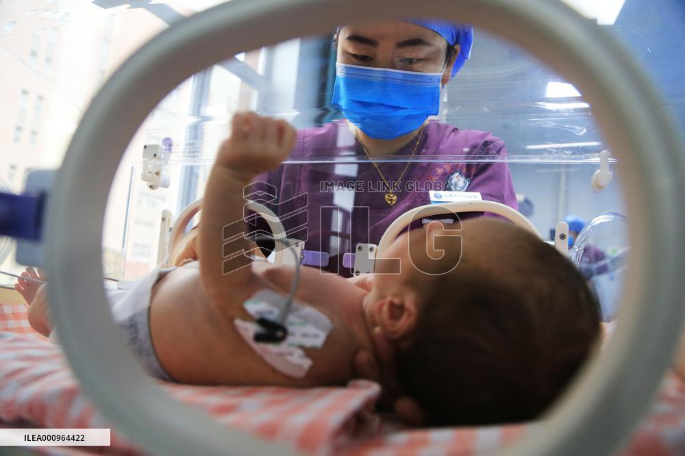 #CHINA-INTERNATIONAL NURSE DAY-NURSE WORK (CN)