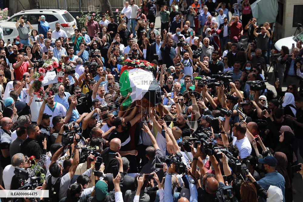 MIDEAST-JERUSALEM-AL-JAZEERA-JOURNALIST-COFFIN-ARRIVAL