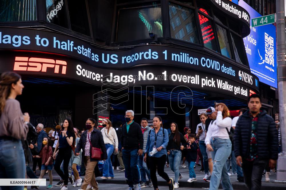 Xinhua Headlines: A manufactured tragedy -- U.S. COVID-19 deaths reach 1 mln