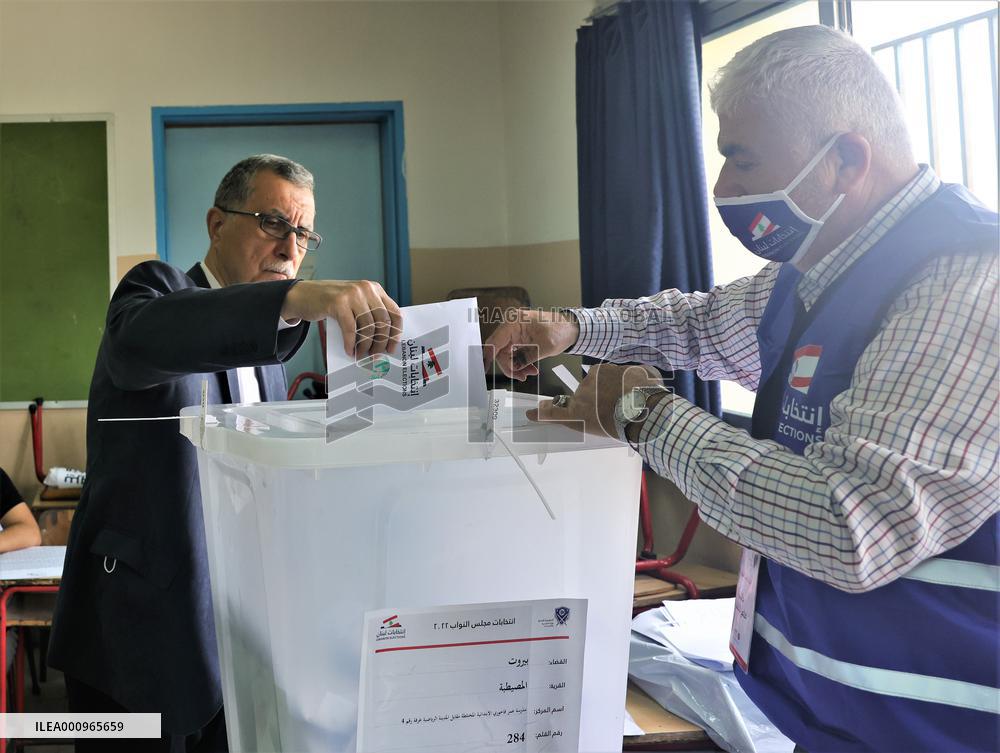 LEBANON-BEIRUT-PARLIAMENTARY ELECTIONS-VOTE